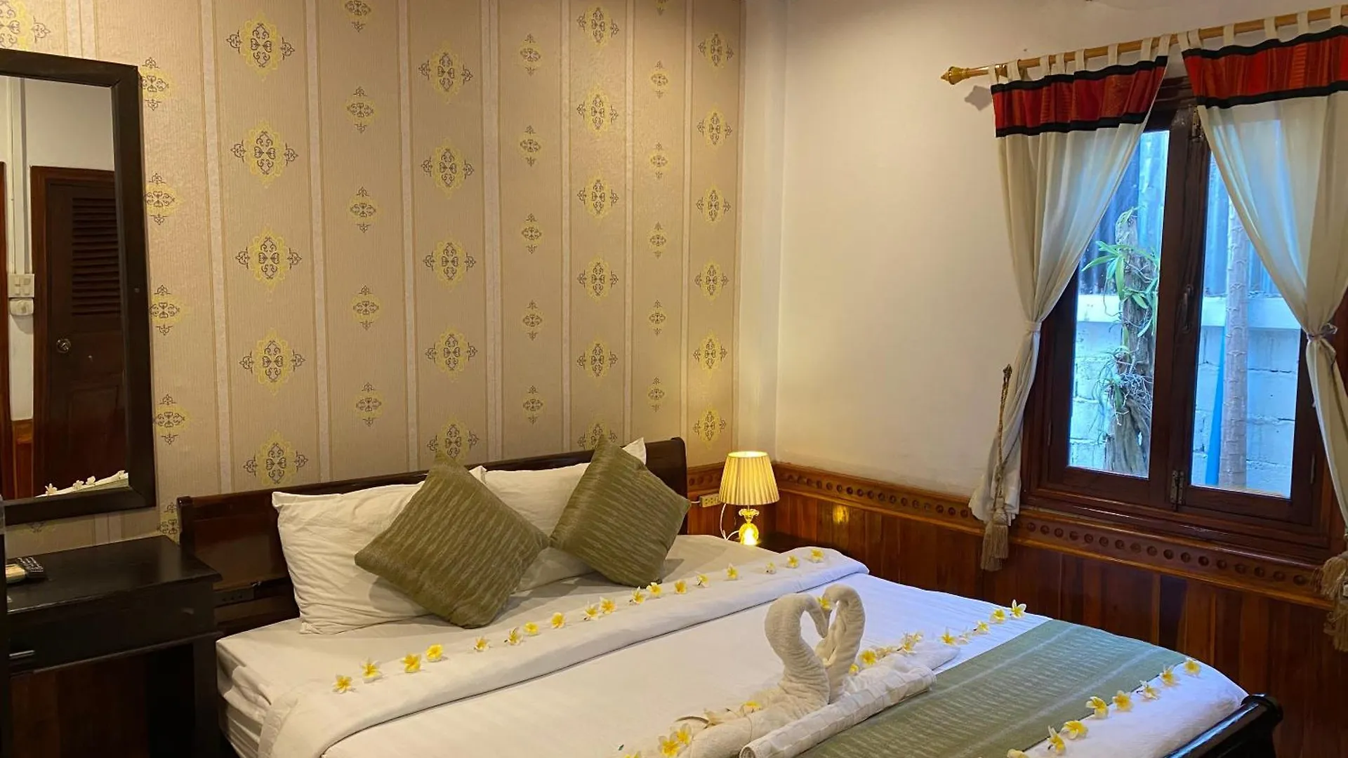 *** Guest house Golden Lotus Place Hotel Luang Prabang Laos