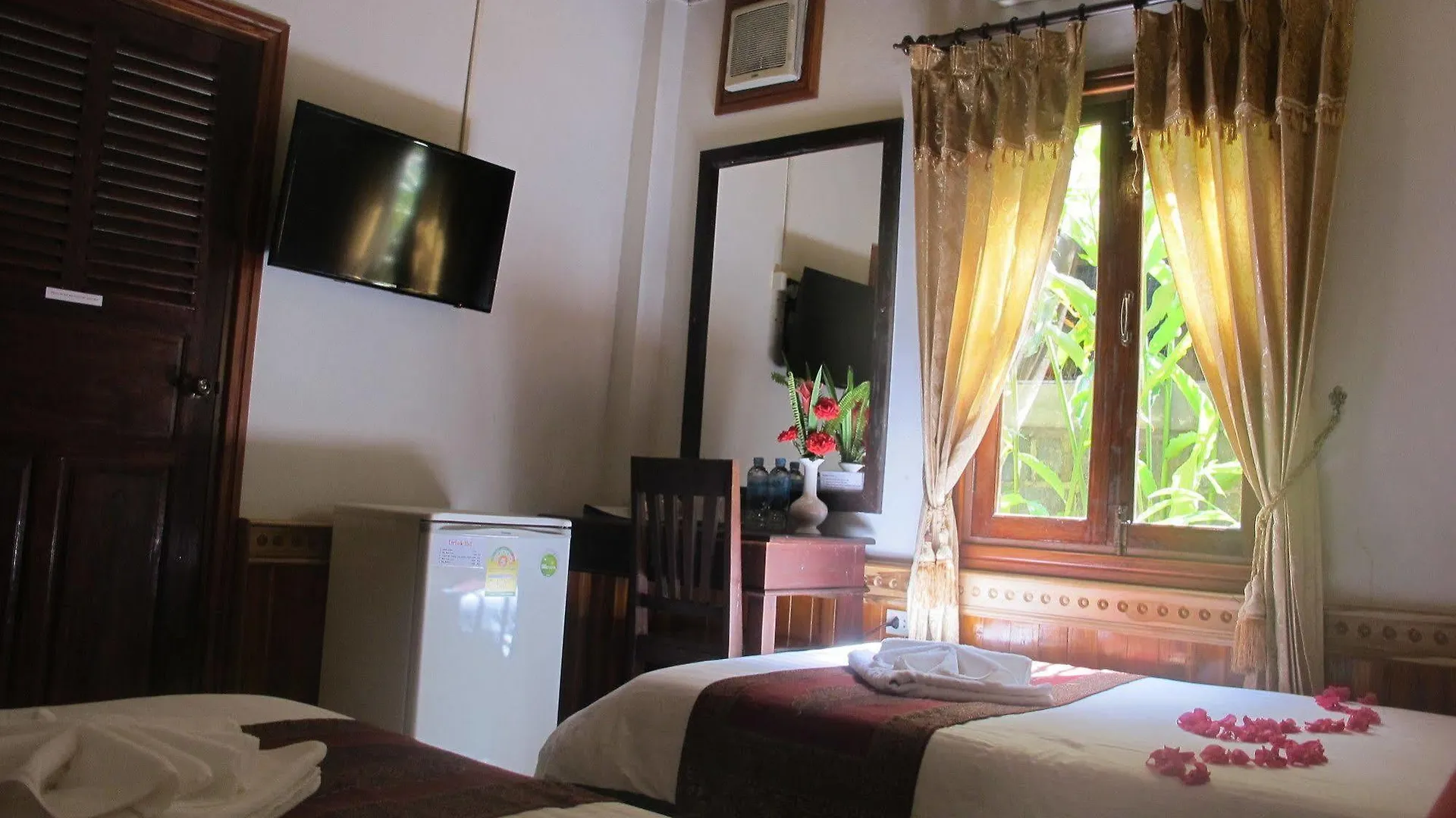 Golden Lotus Place Hotel Luang Prabang Guest house